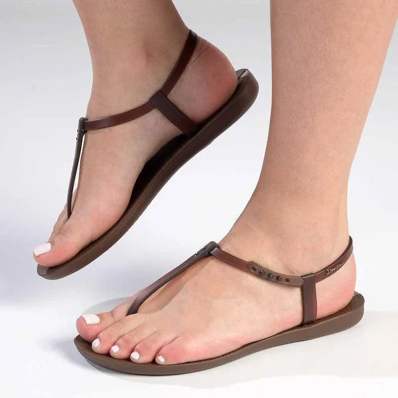 Ipanema Thong Sandals - Brown