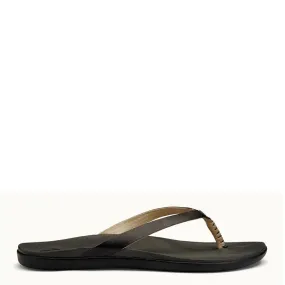 Olukai Women's Ho'Opio Leather Sandal - Onyx/Black 20290-OX40