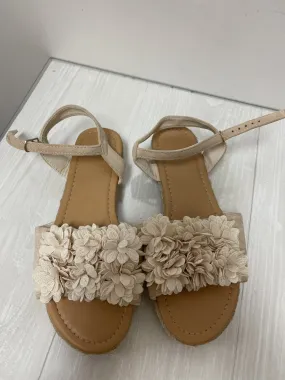 Sandals Flats By Clothes Mentor  Size: 7