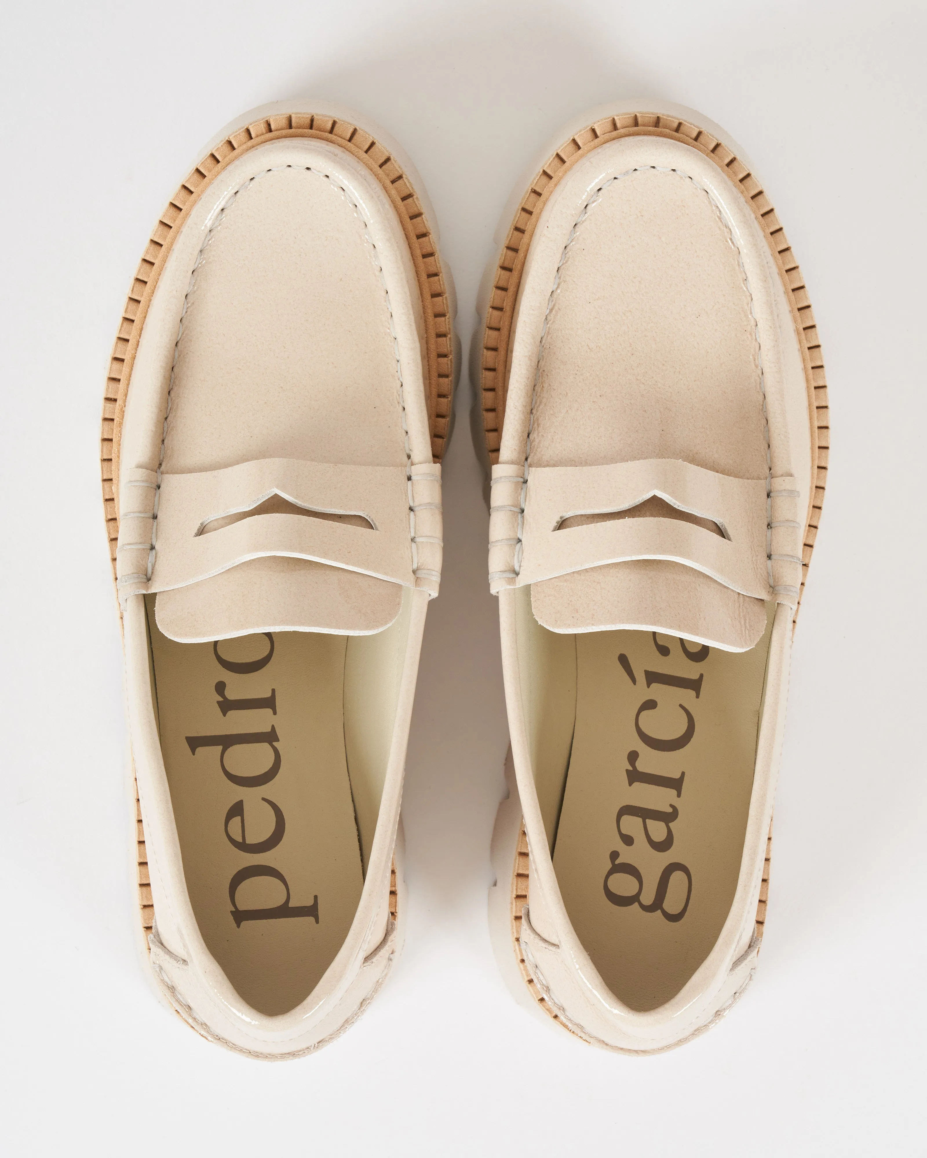 sebas flat - basmati castoro naplack